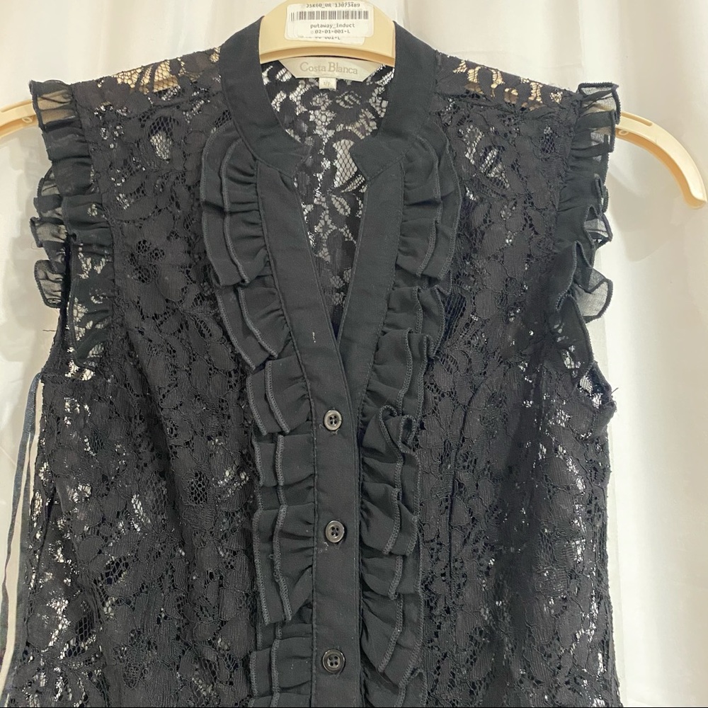 Gorgeous lace top!